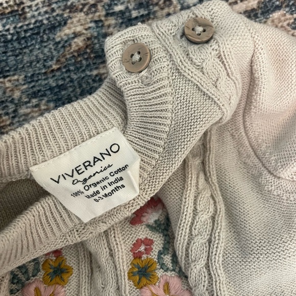 Viverano Organics Sweater - Picture 2 of 4